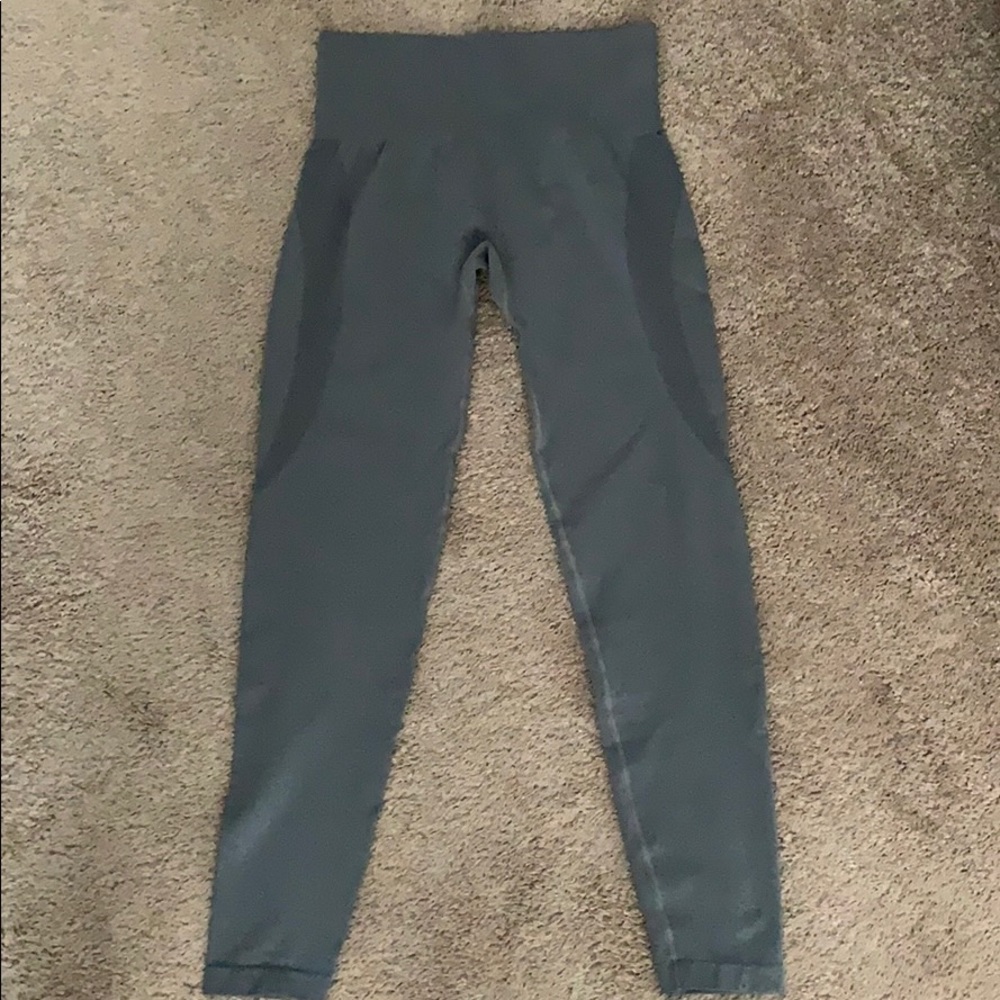 NVGTN workout leggings